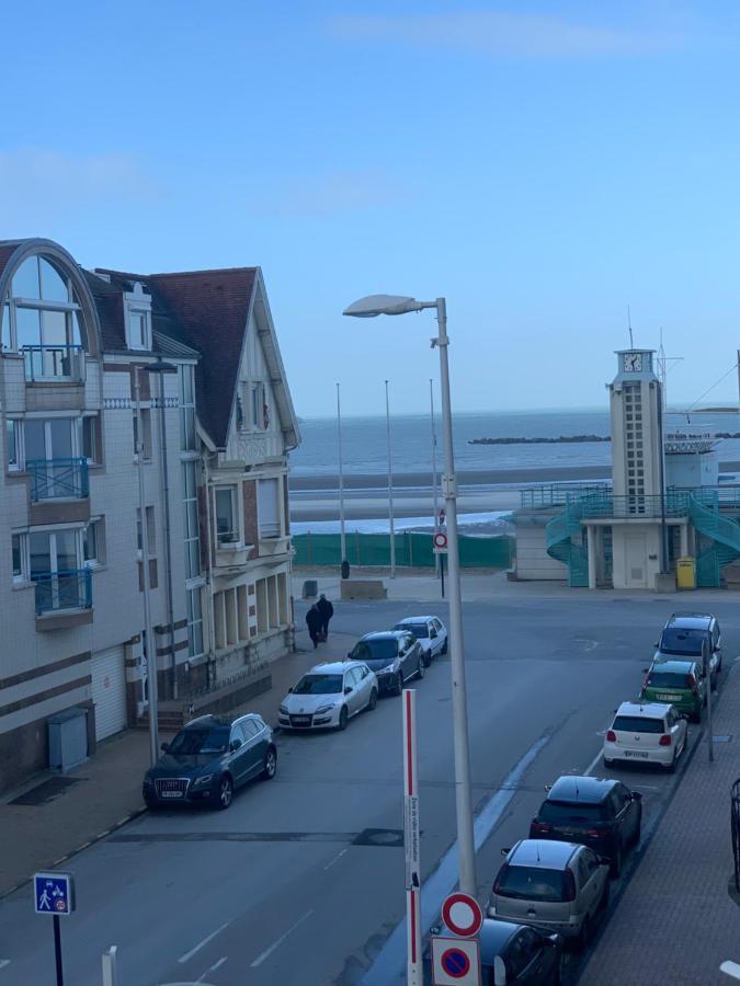 Appartement Vue Mer Poste Bleu مالو لو بينز المظهر الخارجي الصورة