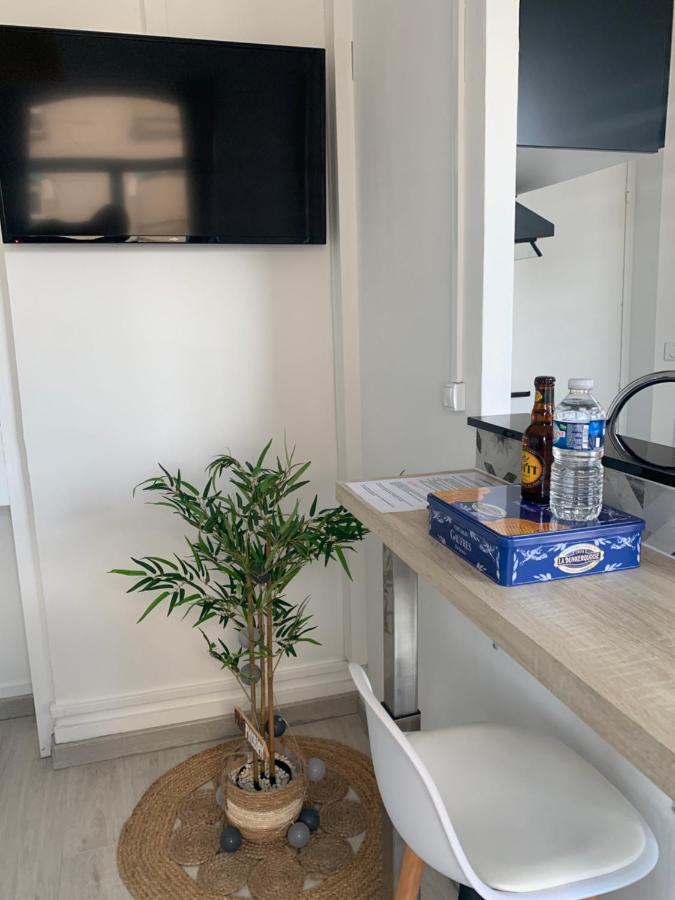 Appartement Vue Mer Poste Bleu مالو لو بينز المظهر الخارجي الصورة